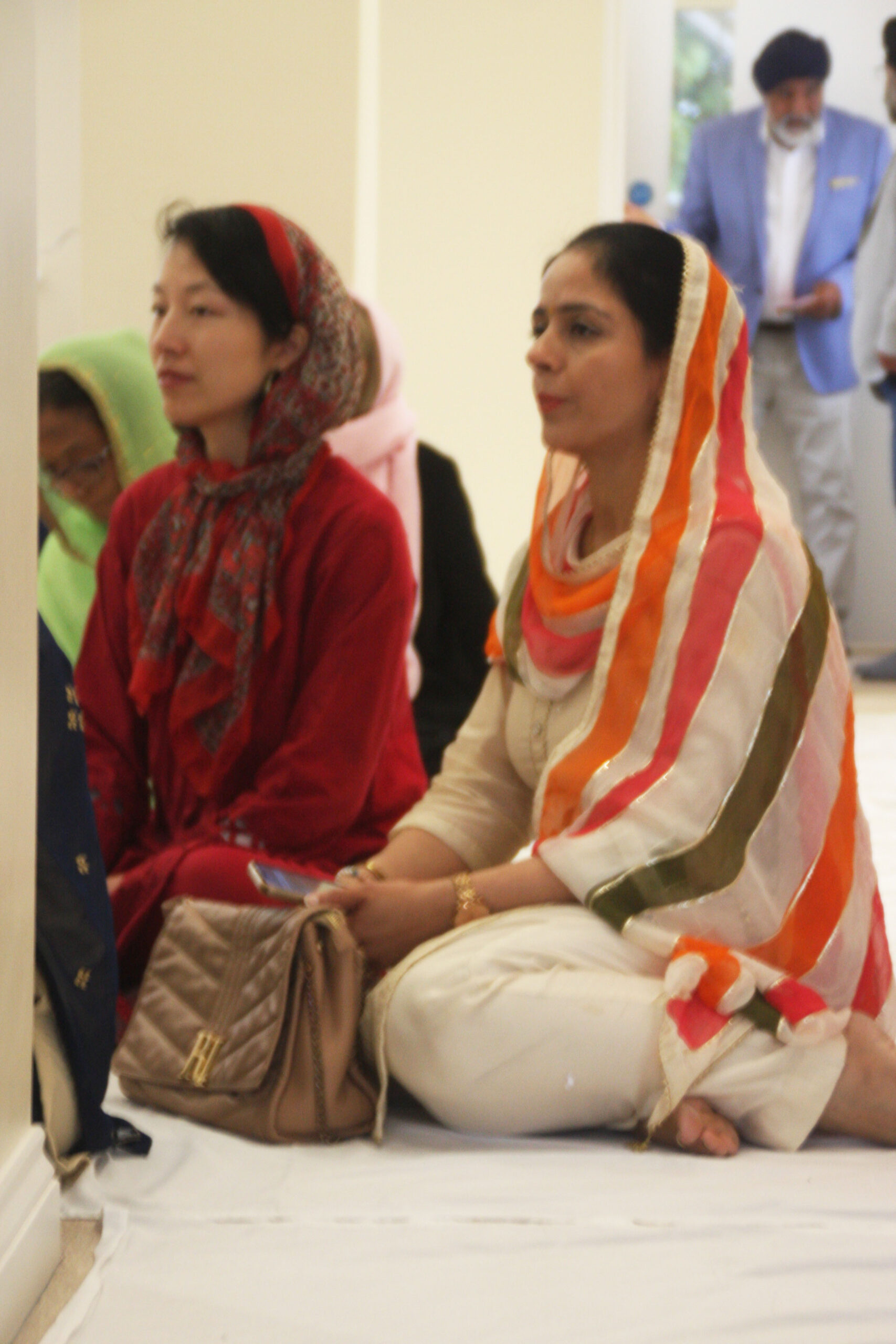 Yuan listening to divine Kirtan