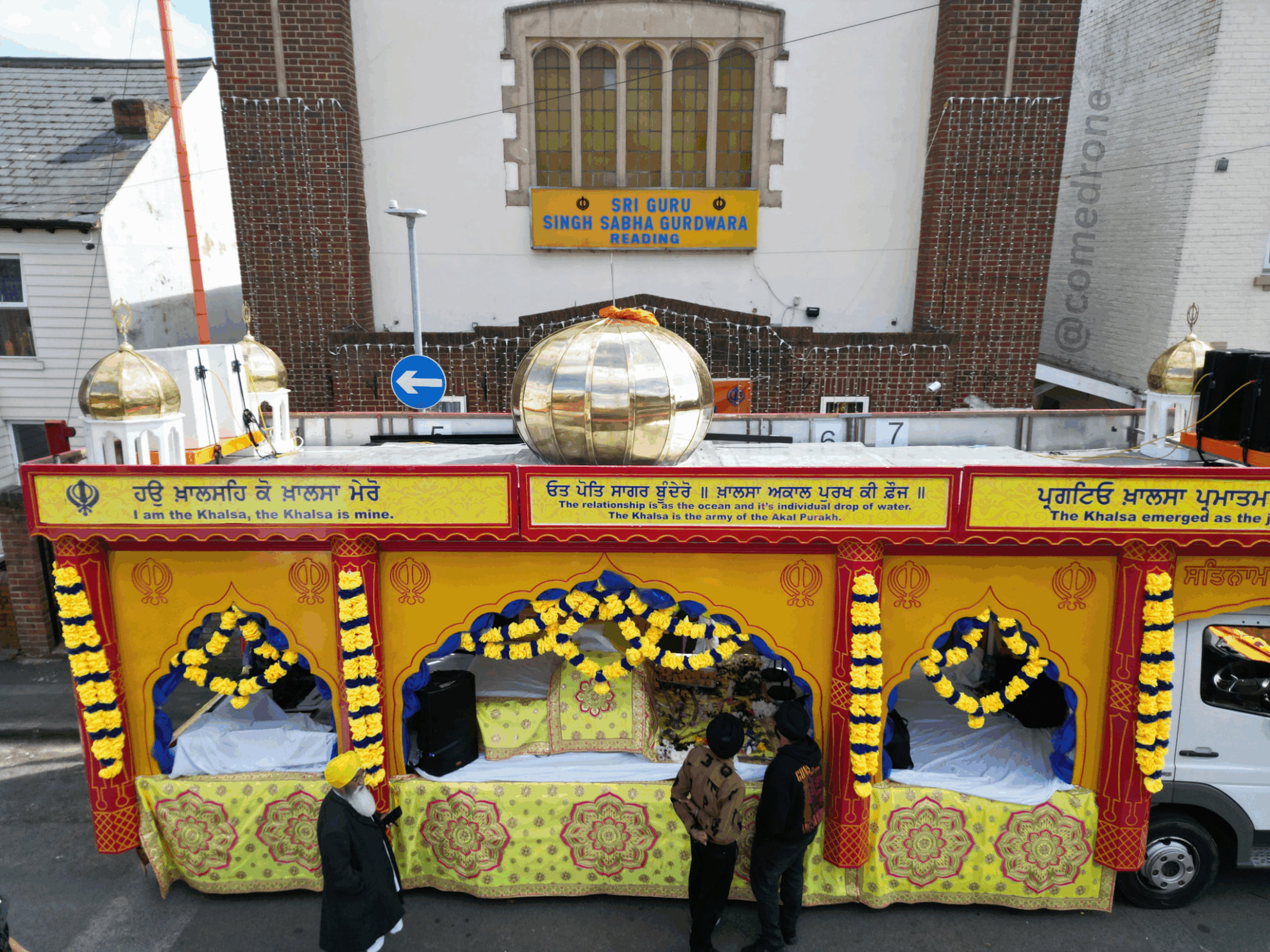 Start of Nahar Kirtan at SGGS Cumberland Road Reading
